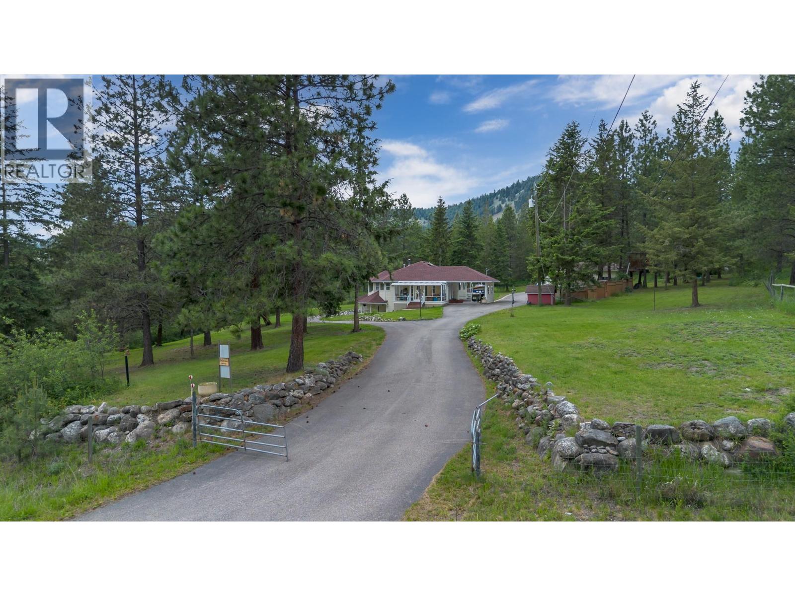90 McInnes Road - 69