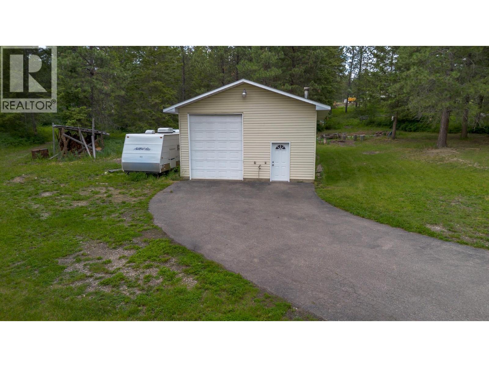 90 McInnes Road - 70