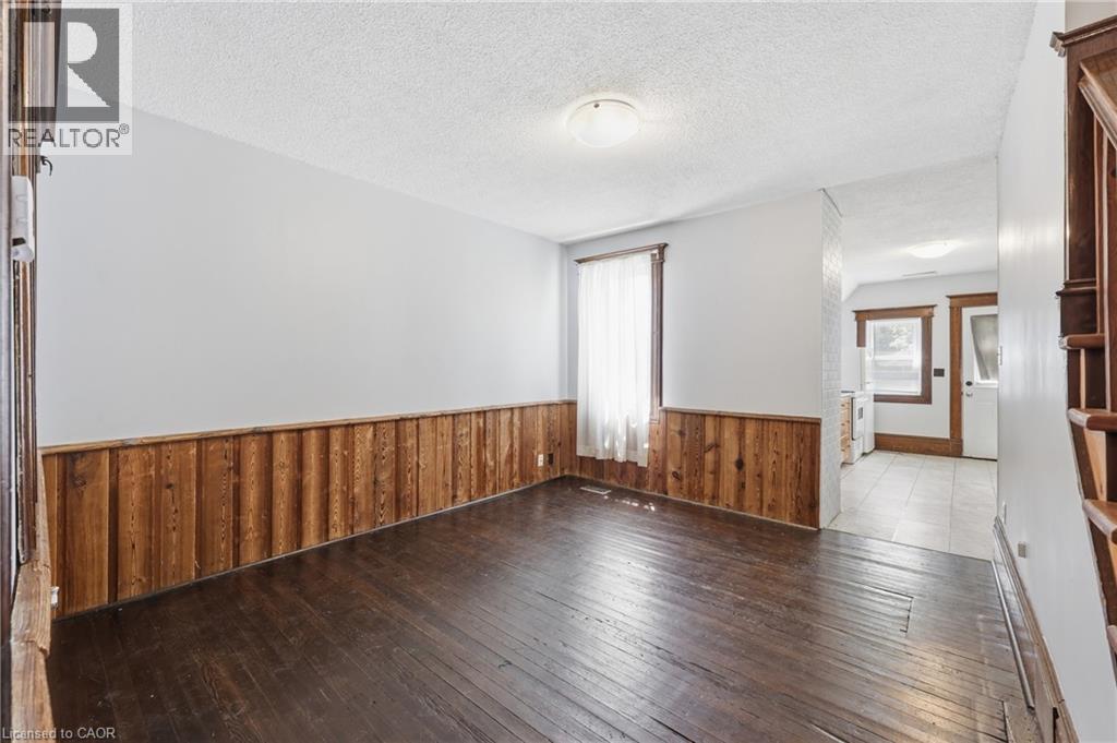 463 EAST MAIN Street - 10