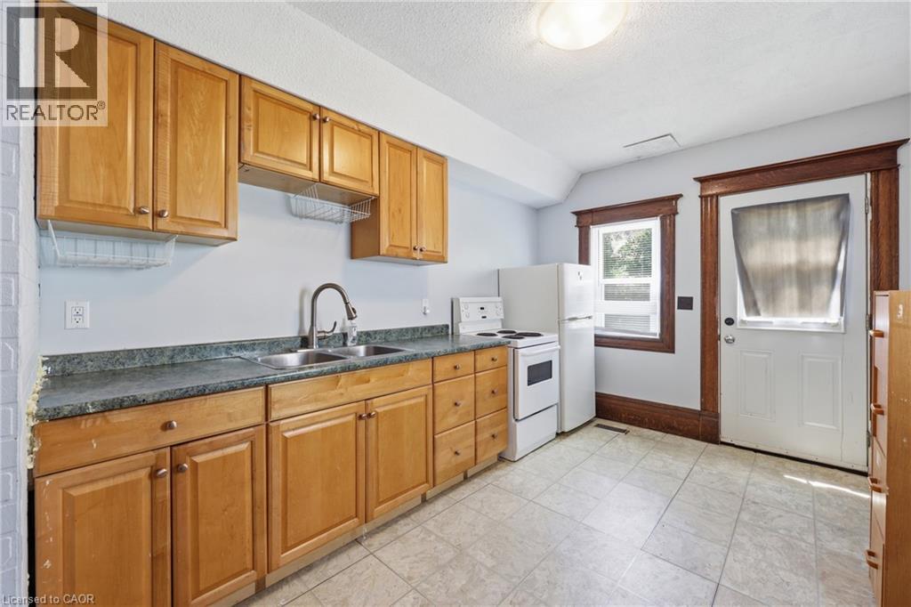 463 EAST MAIN Street - 14
