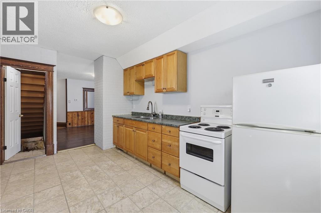463 EAST MAIN Street - 16