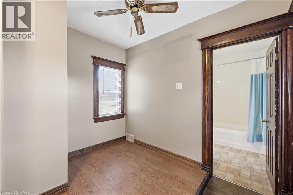 463 EAST MAIN Street - 18
