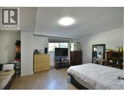 5727 Trail Avenue, Sechelt, BC V7Z0H8 Photo 20