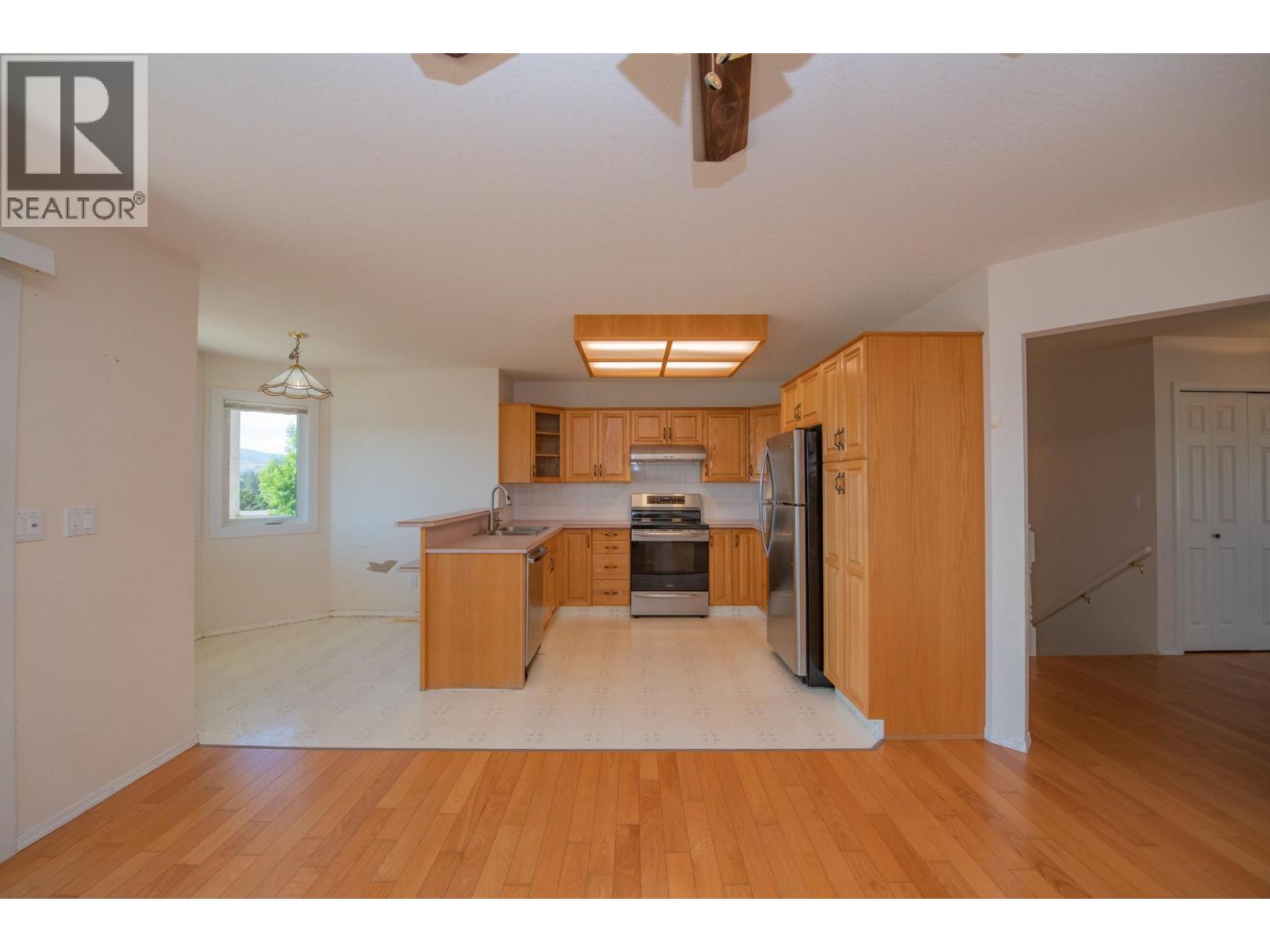  4300 Wellington Drive, Vernon