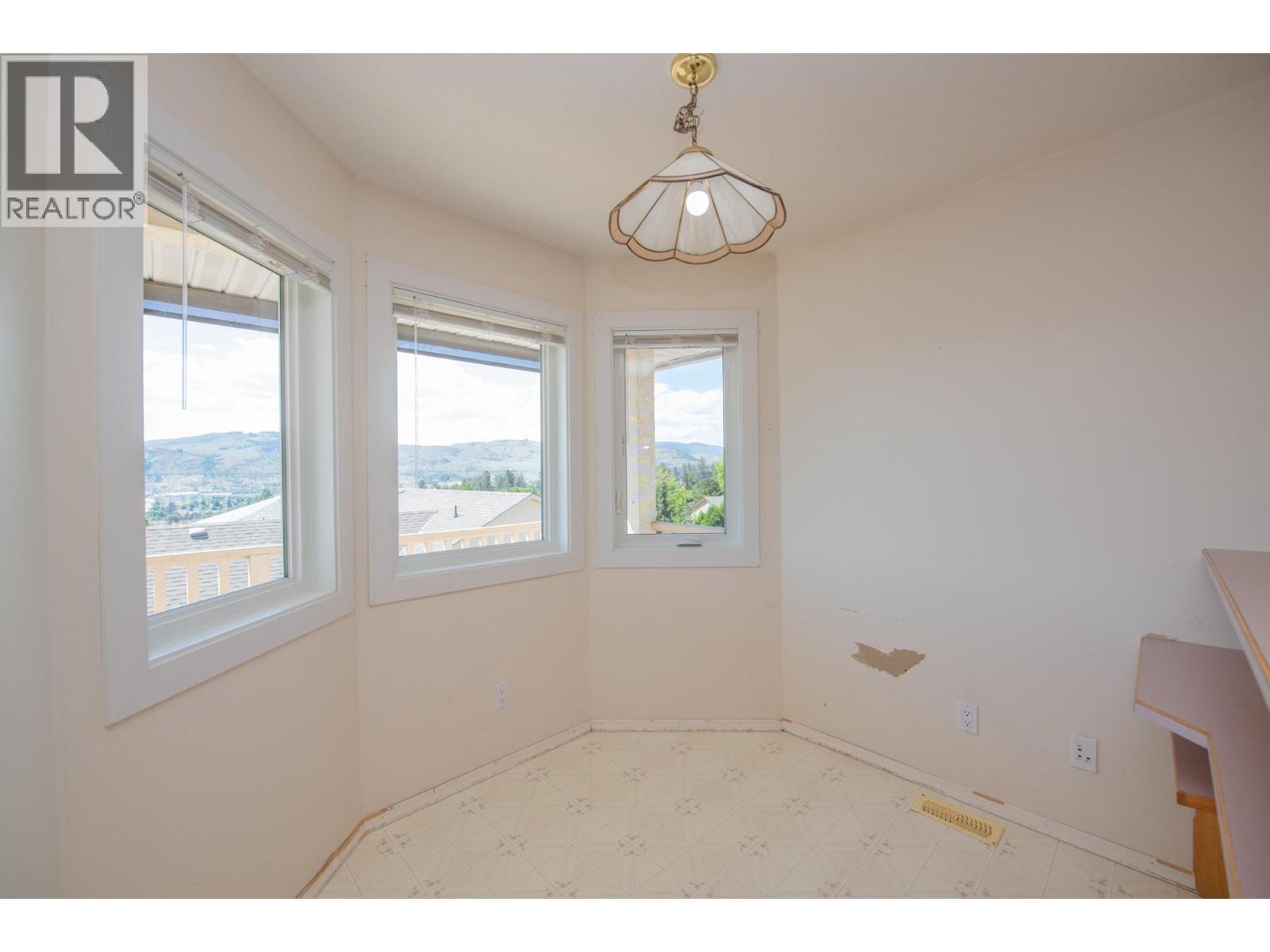  4300 Wellington Drive, Vernon