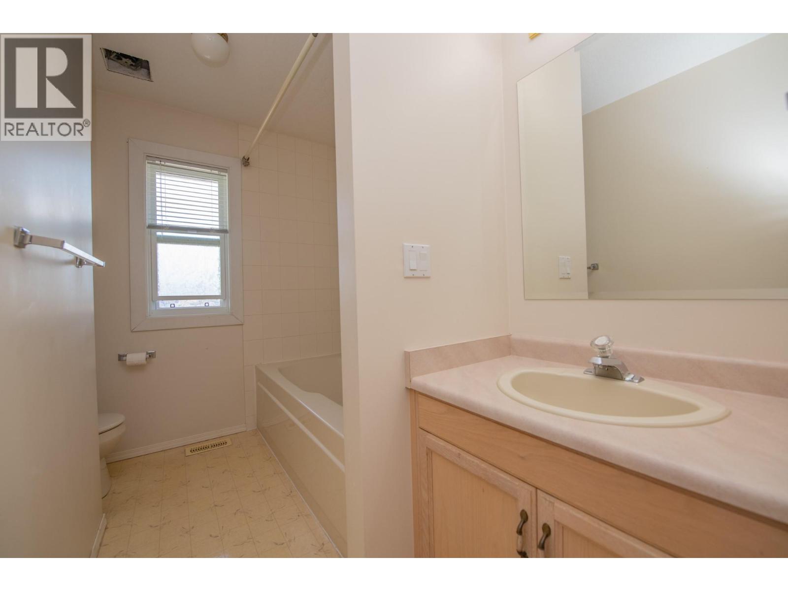  4300 Wellington Drive, Vernon