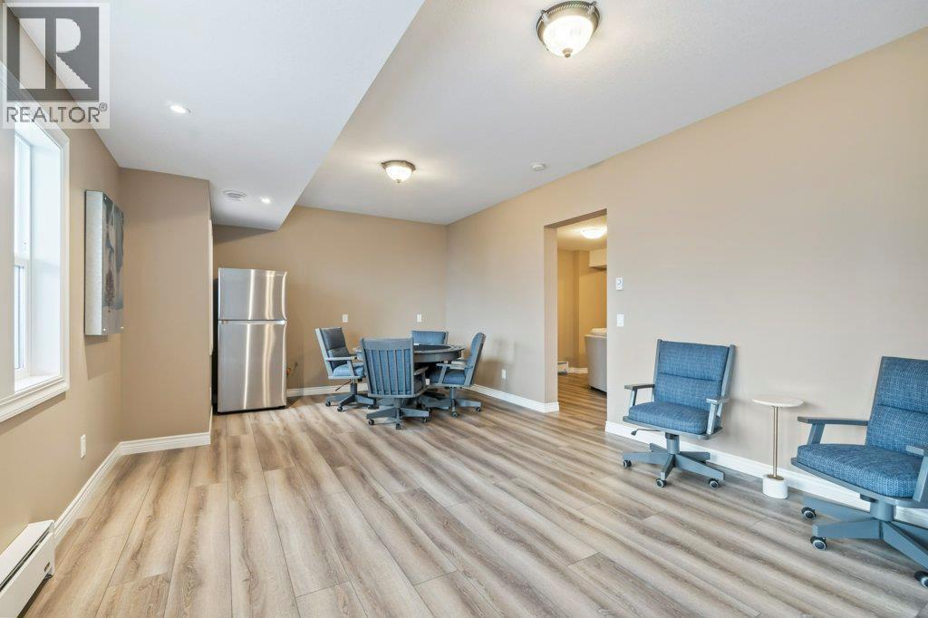 3949 Desert Pines Avenue - 49