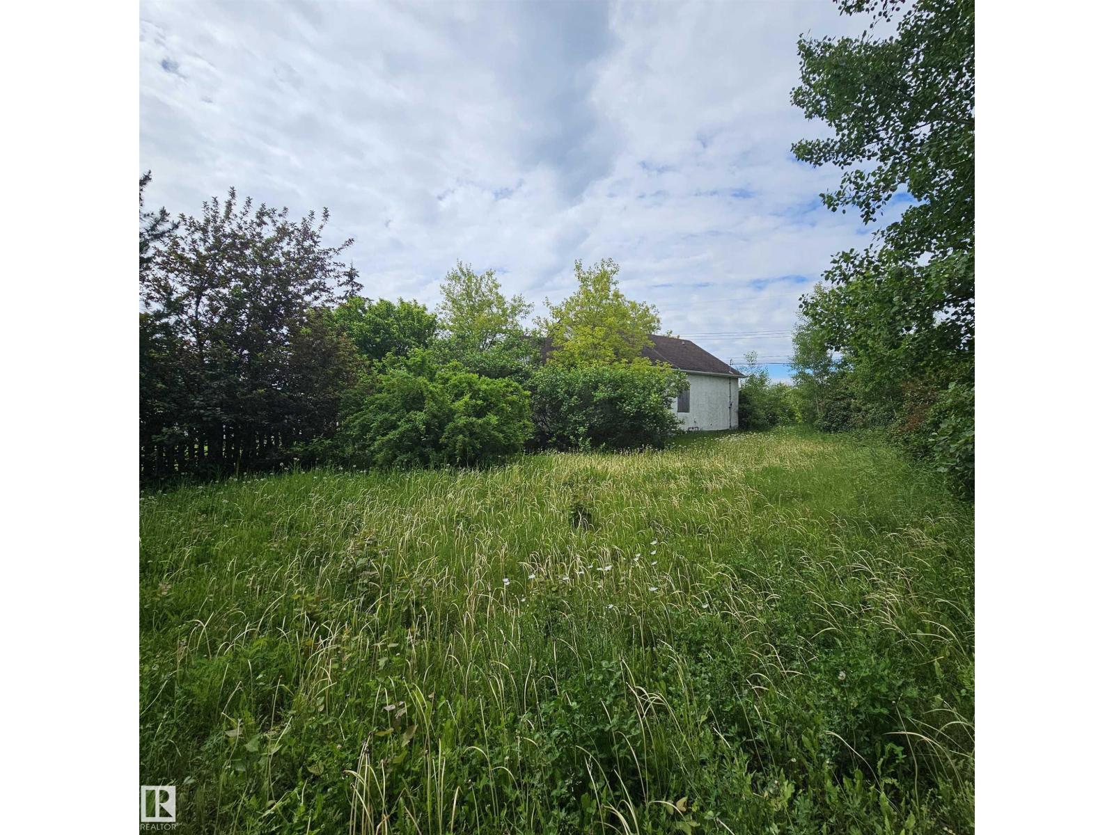 9124 100 ST - photo 2