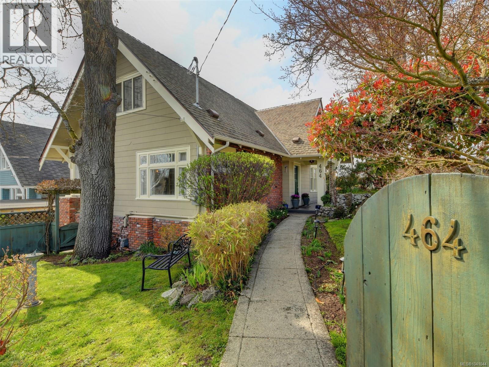 464 Stannard Ave - 1
