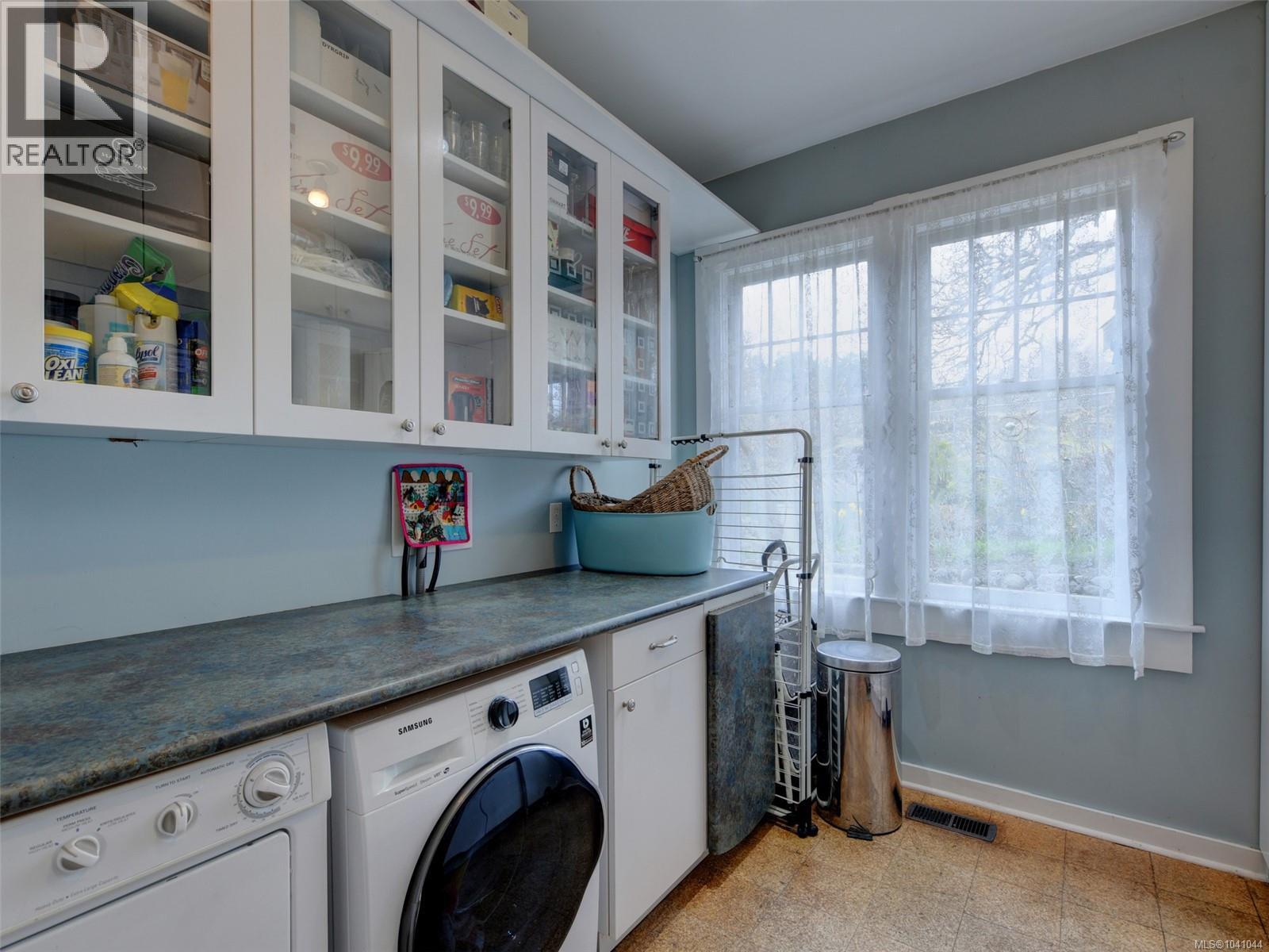 464 Stannard Ave - 24