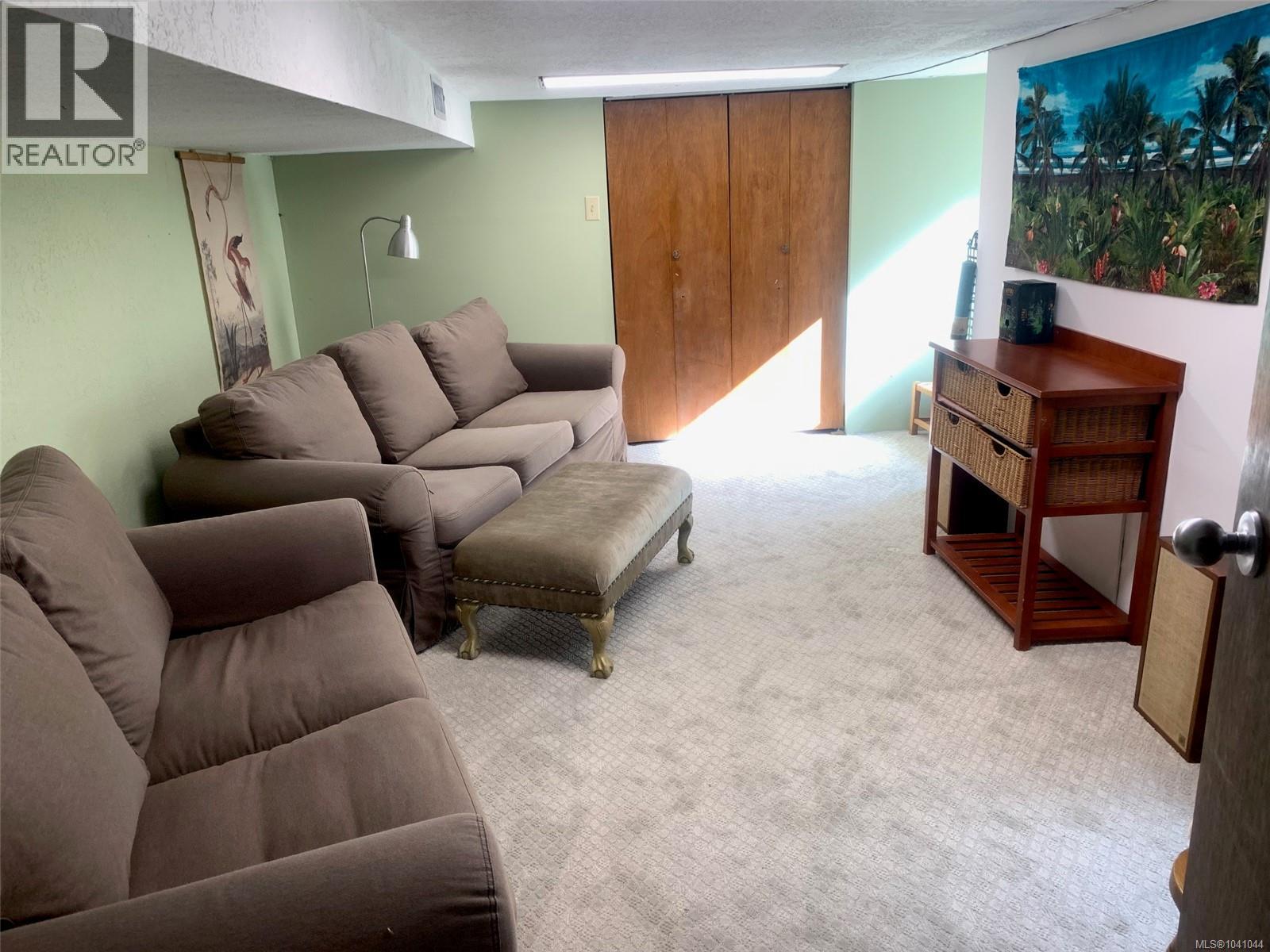464 Stannard Ave - 27