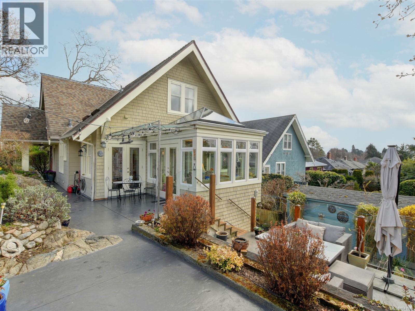 464 Stannard Ave - 33