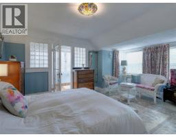 Primary Bedroom - 464 Stannard Ave, Victoria, BC V8S3M5 Photo 11