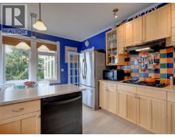 Ensuite - 464 Stannard Ave, Victoria, BC V8S3M5 Photo 8
