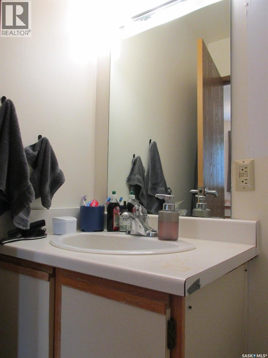 #107 102 Manor DRIVE - 21