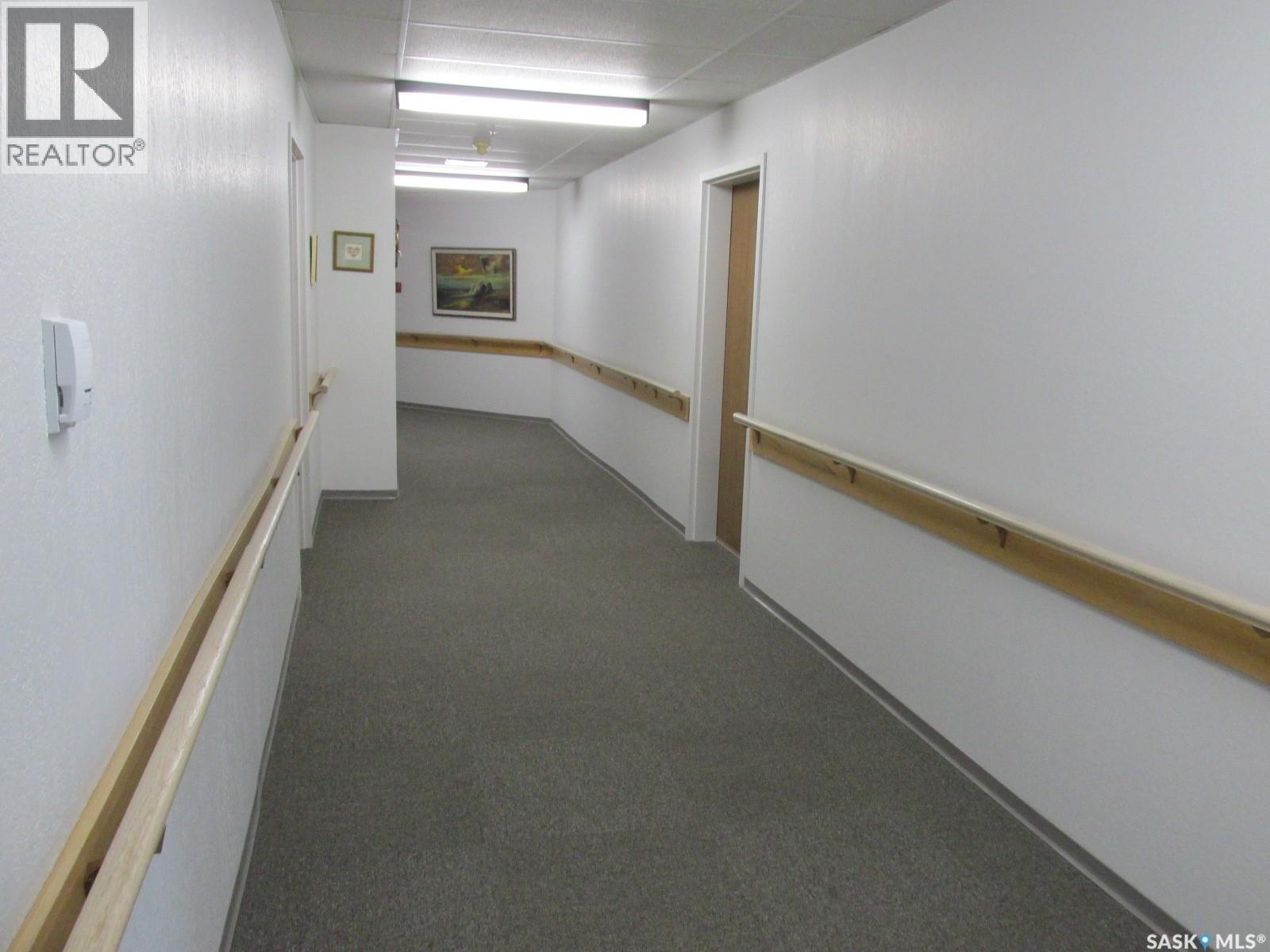 #107 102 Manor DRIVE - 23