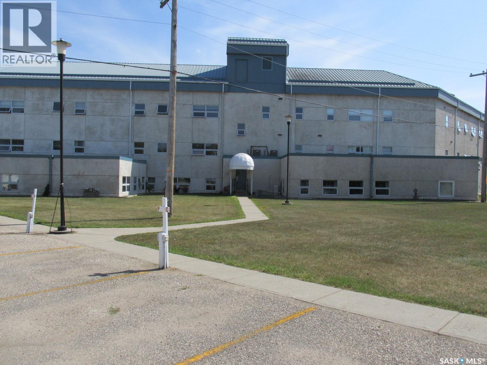 #107 102 Manor DRIVE - 39