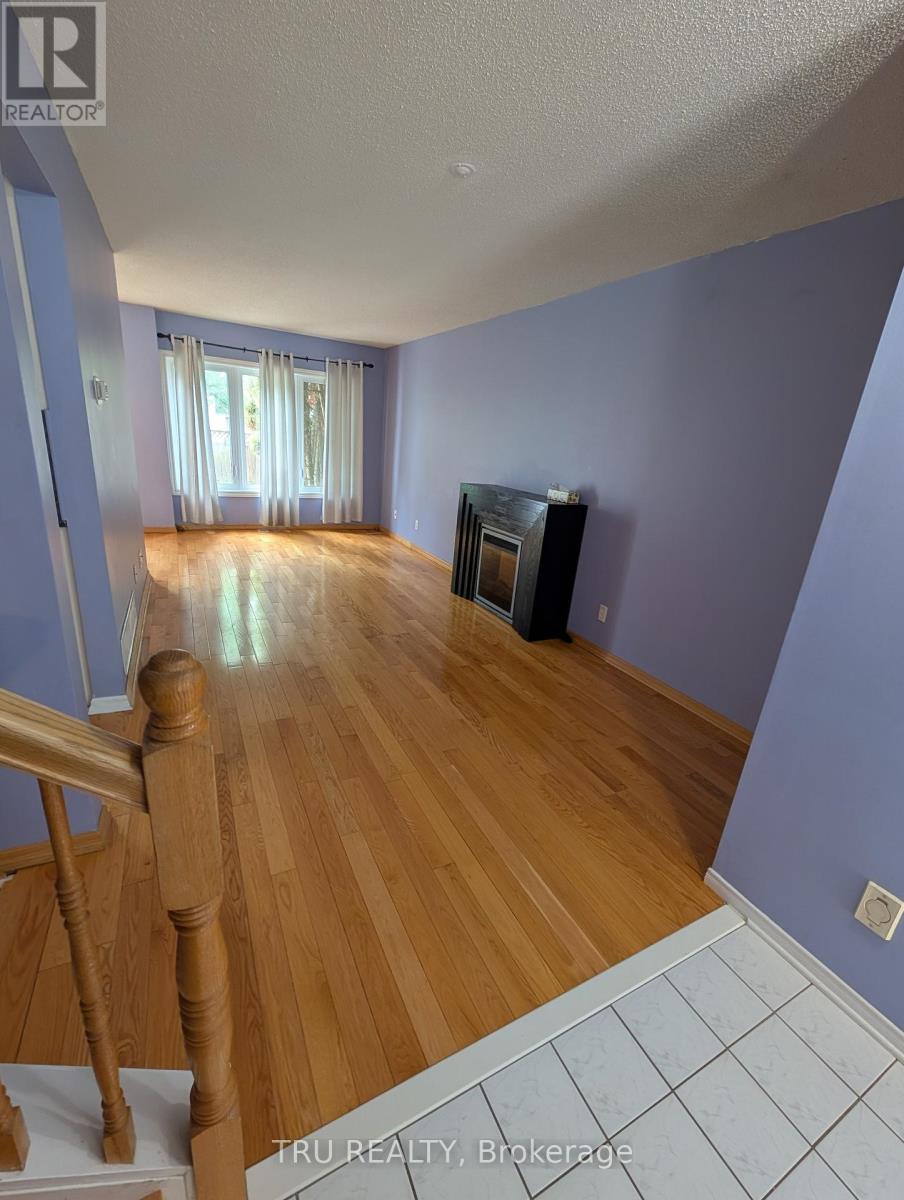 3 Bed, 2 Bath House for Rent in Ottawa – 19 MOUNTSHANNON DRIVE, Ottawa – MLS# X13475574 - Image 9
