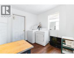 490 Golf Street, photo 12