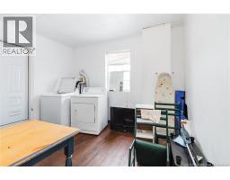 490 Golf Street, photo 13