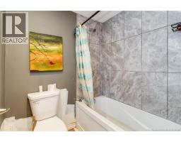 490 Golf Street, photo 17