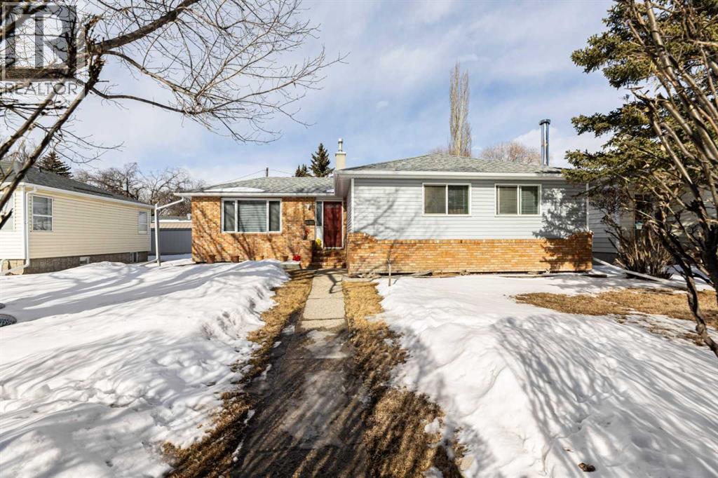 4216 37 Street - 3