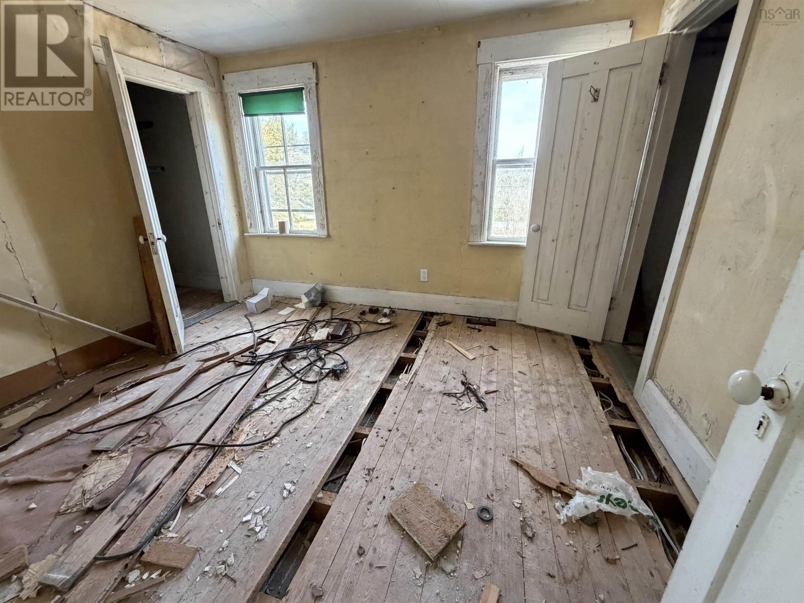 17 Annies Lane - 19