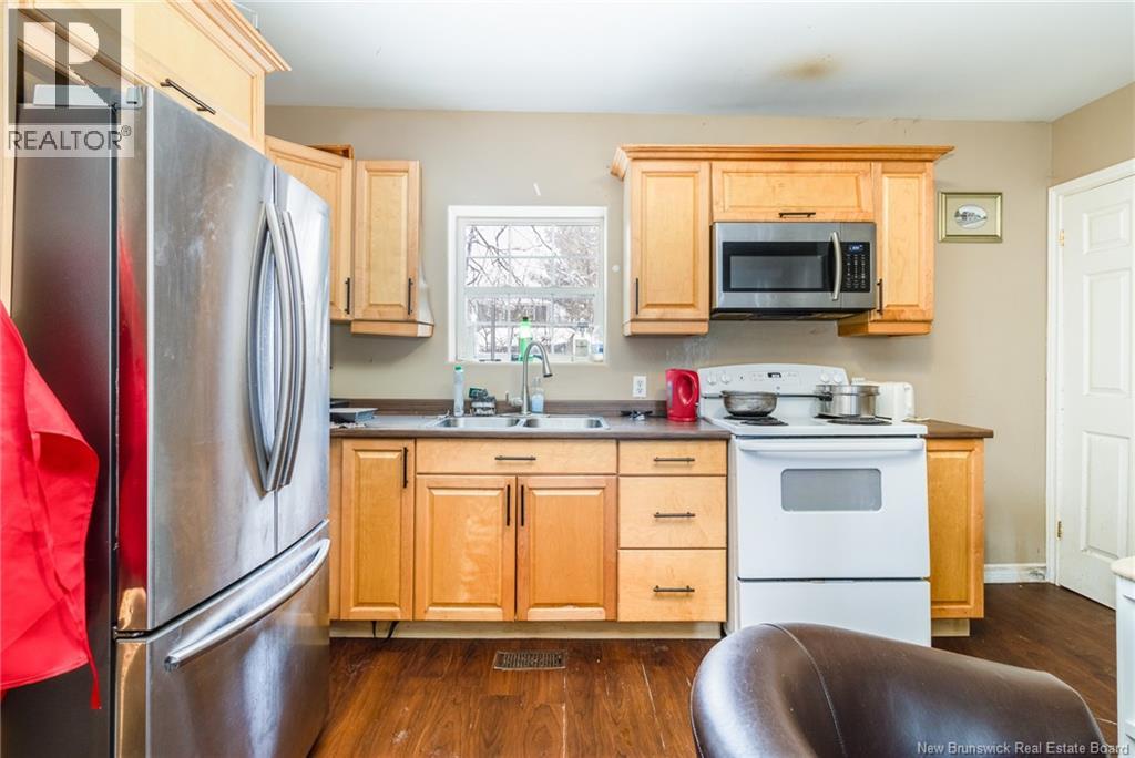 490 Golf Street - 19