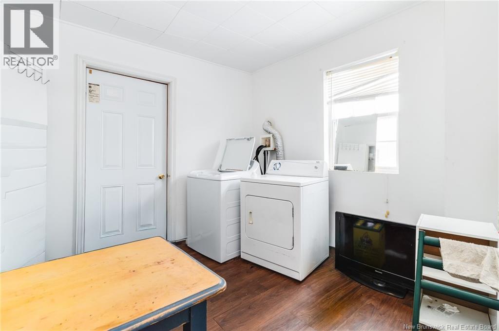 490 Golf Street - 12
