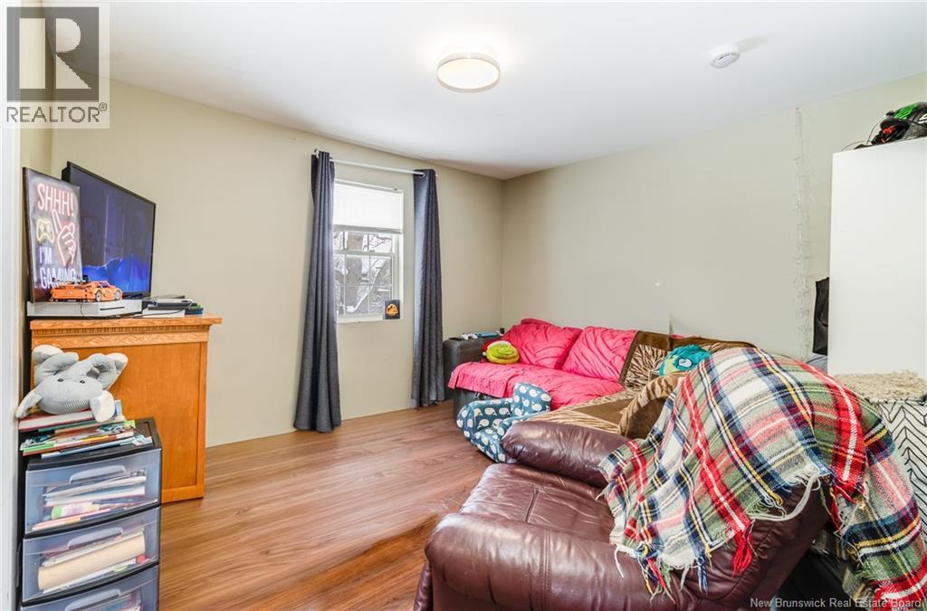 490 Golf Street - 8