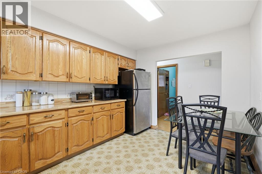 20 NELLIGAN Place - 13