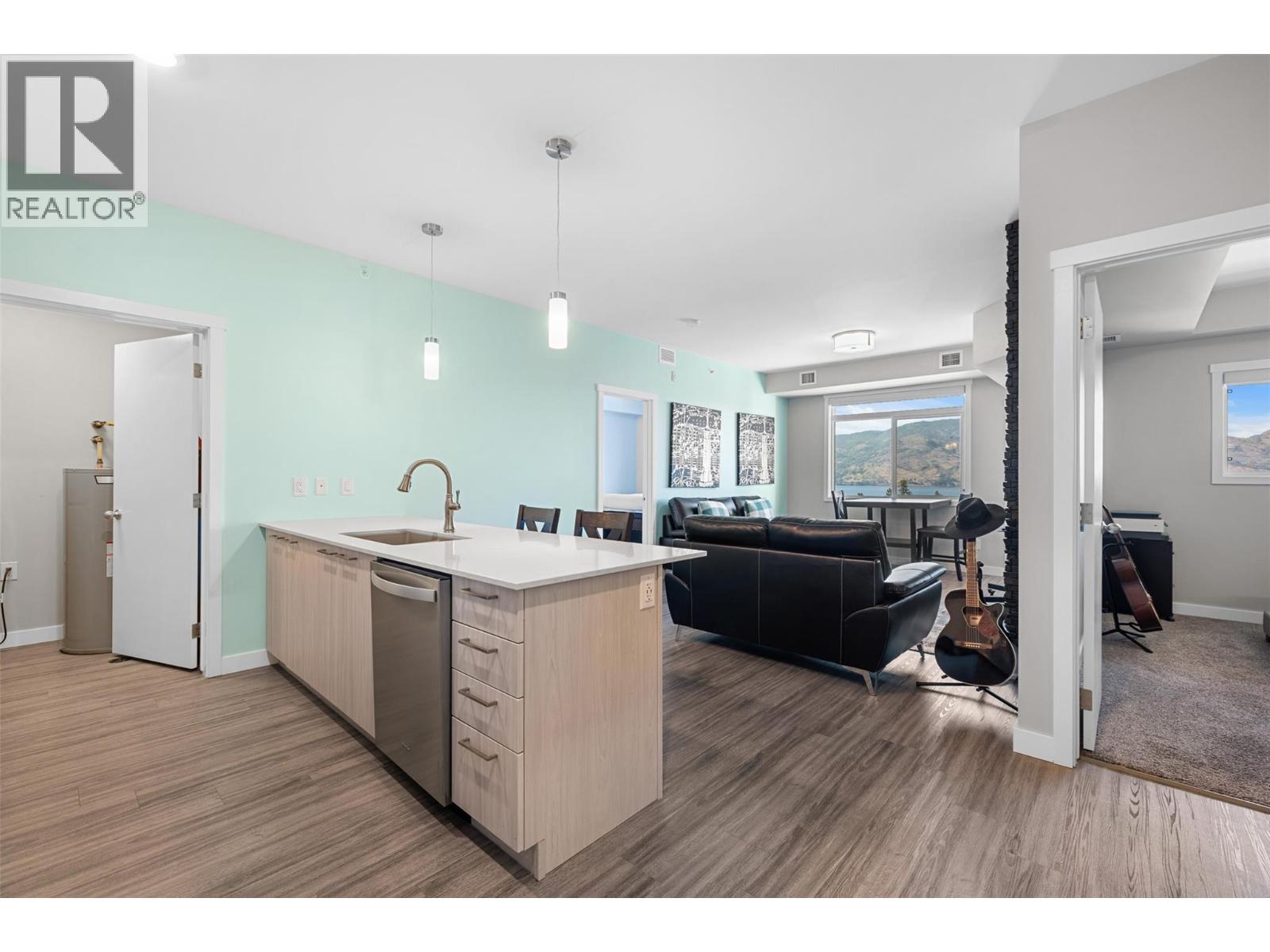 403 2250 Majoros Road, West Kelowna