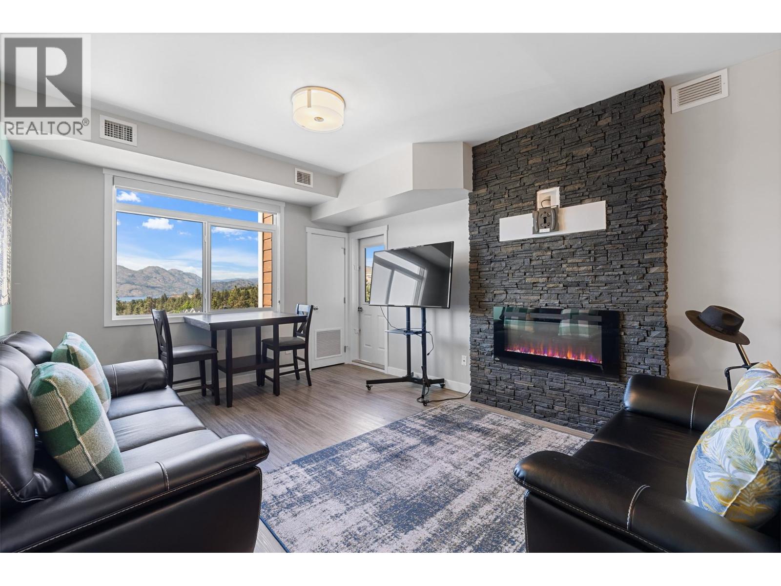 403 2250 Majoros Road, West Kelowna