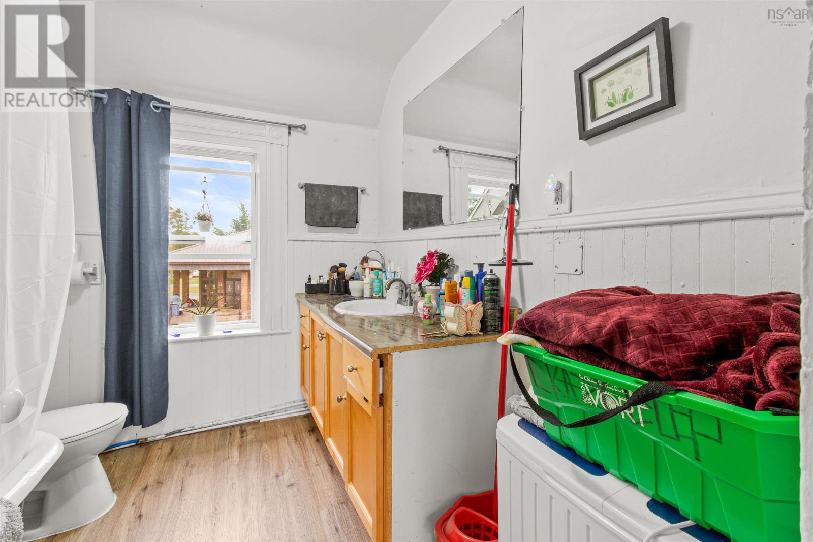 32 Pleasant Street - 13