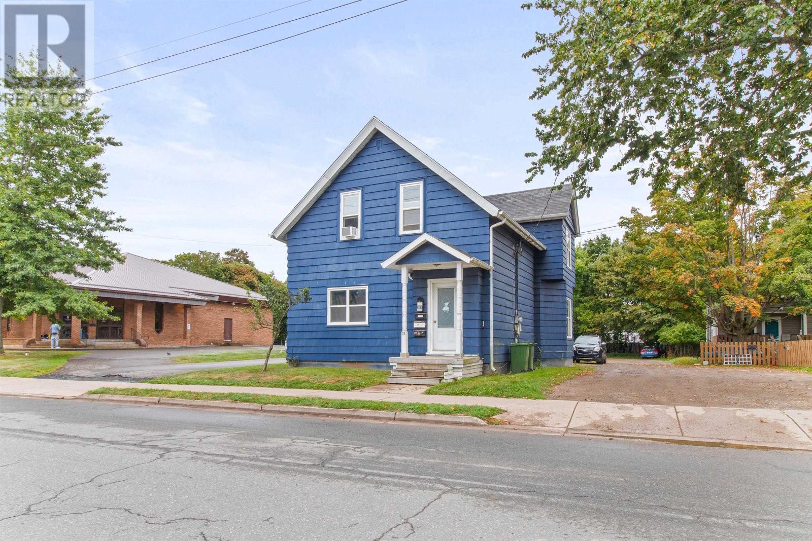 32 Pleasant Street - 3