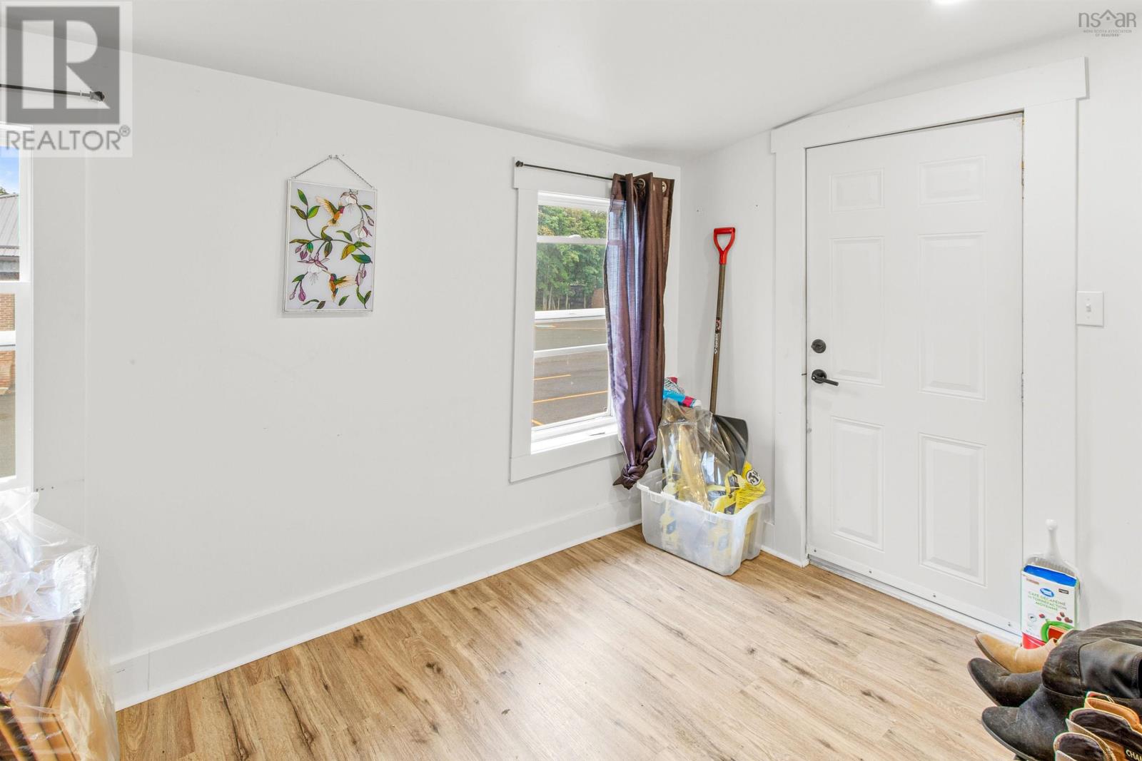 32 Pleasant Street - 4