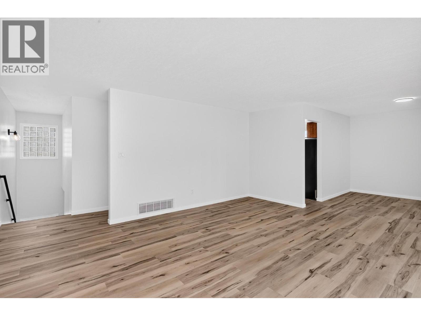 7320 Okanagan Landing Road, Vernon