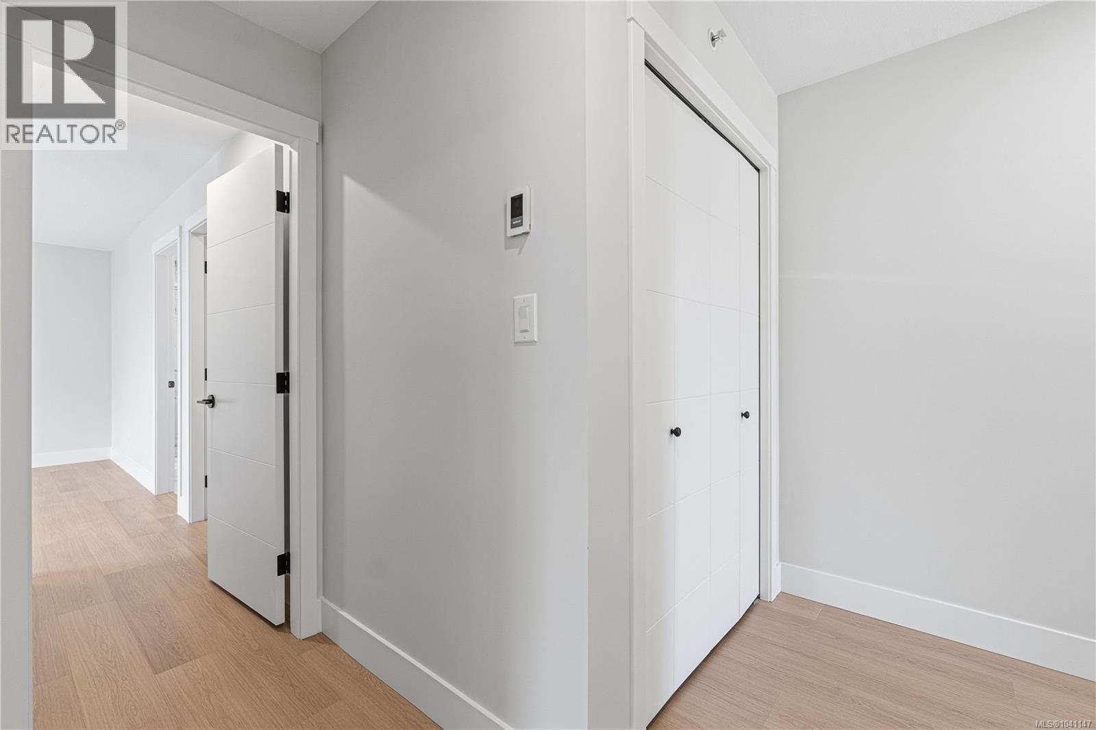 163 Alberta Rd - 14