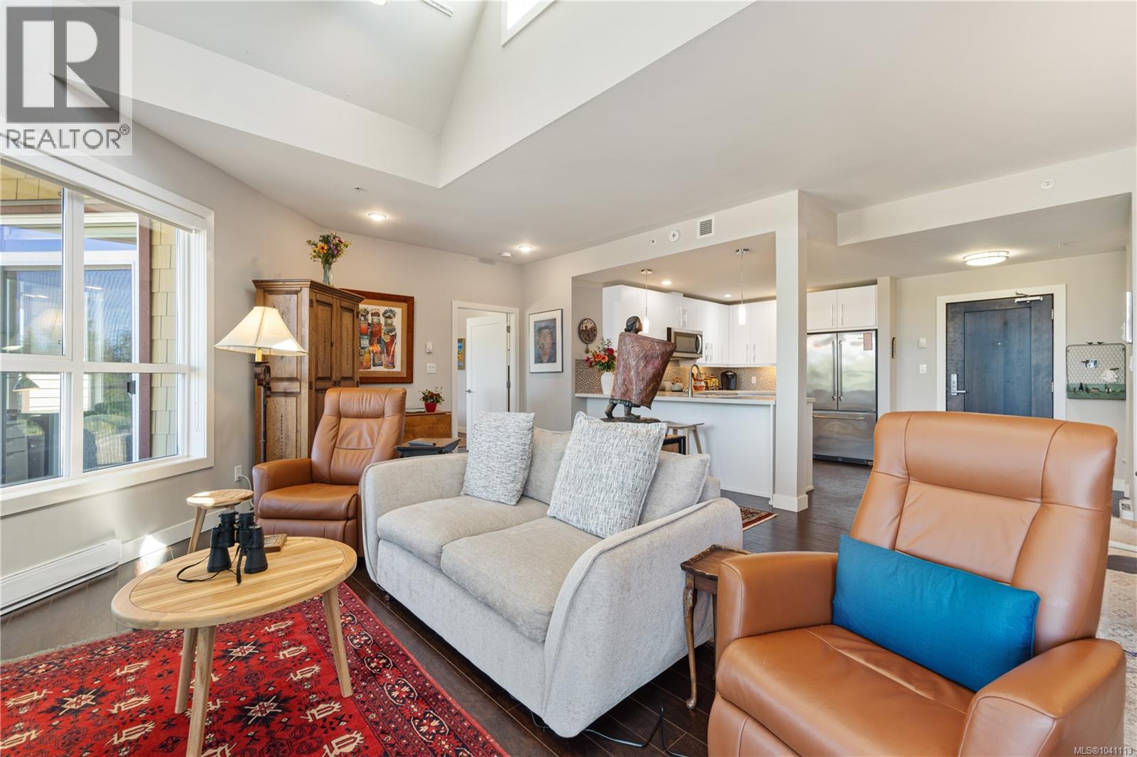 #302 439 College Rd - 19
