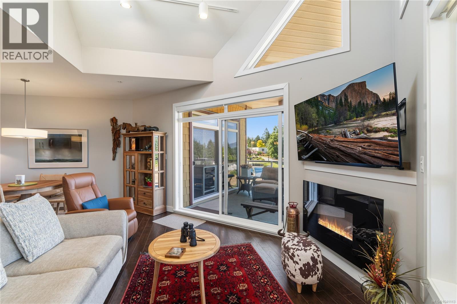 #302 439 College Rd - 20