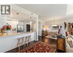 Living room - 302 439 College Rd, Qualicum Beach, BC V9K0B2 Photo 6