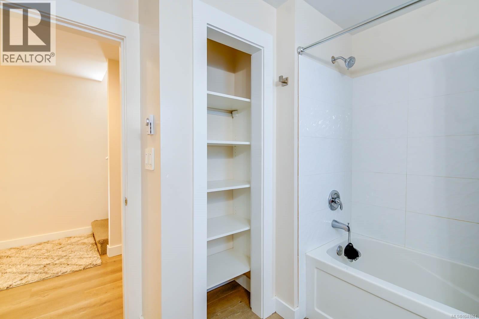#2 2623 5th Ave - 23
