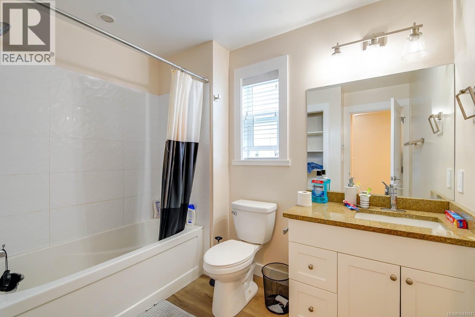 #2 2623 5th Ave - 24
