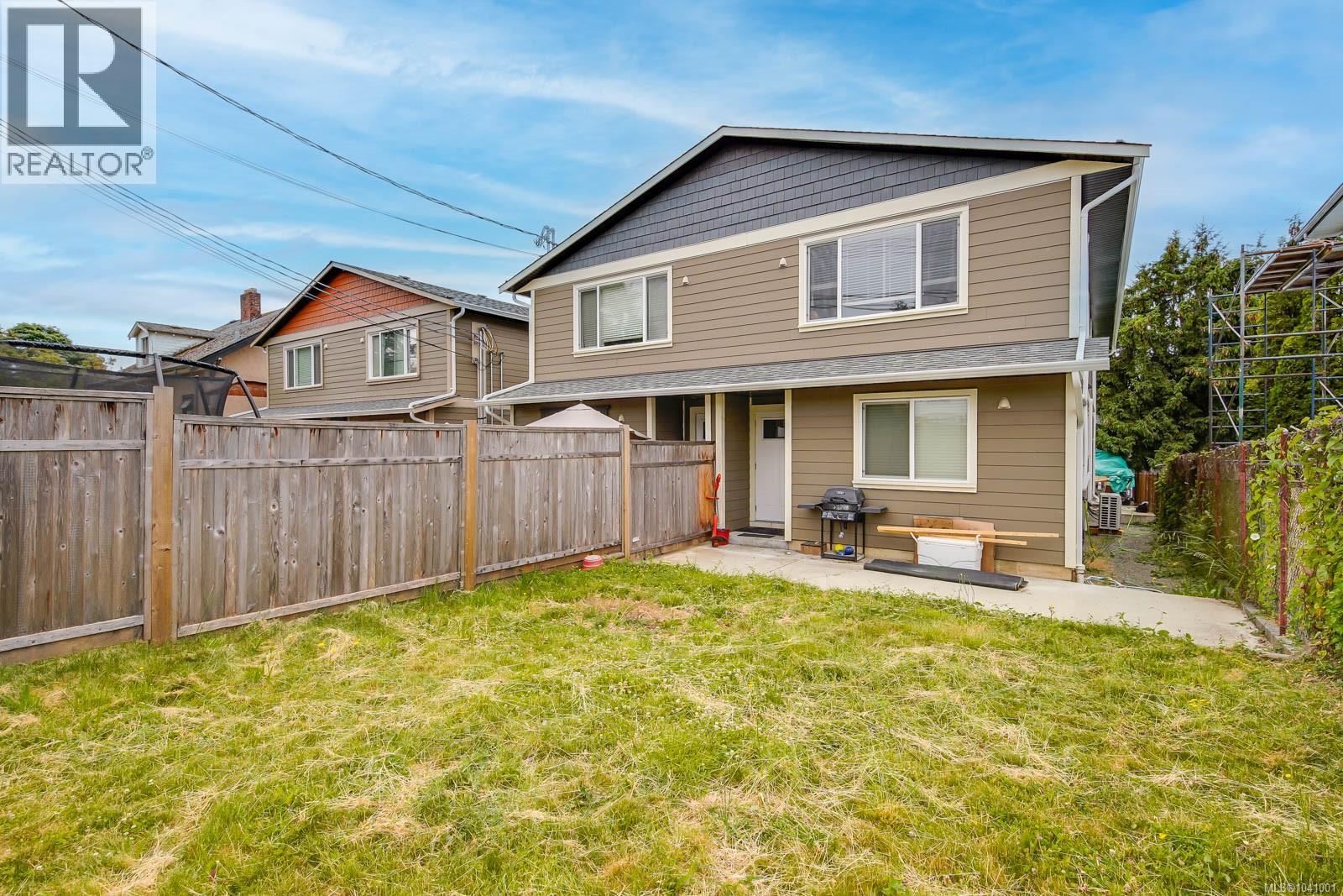 #2 2623 5th Ave - 34