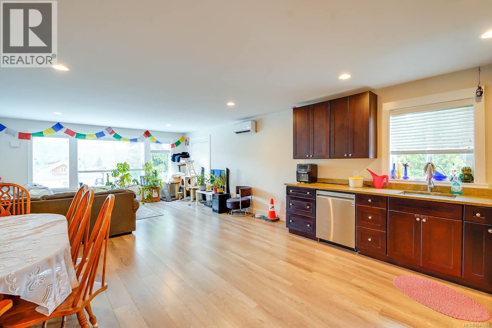 #2 2623 5th Ave - 5