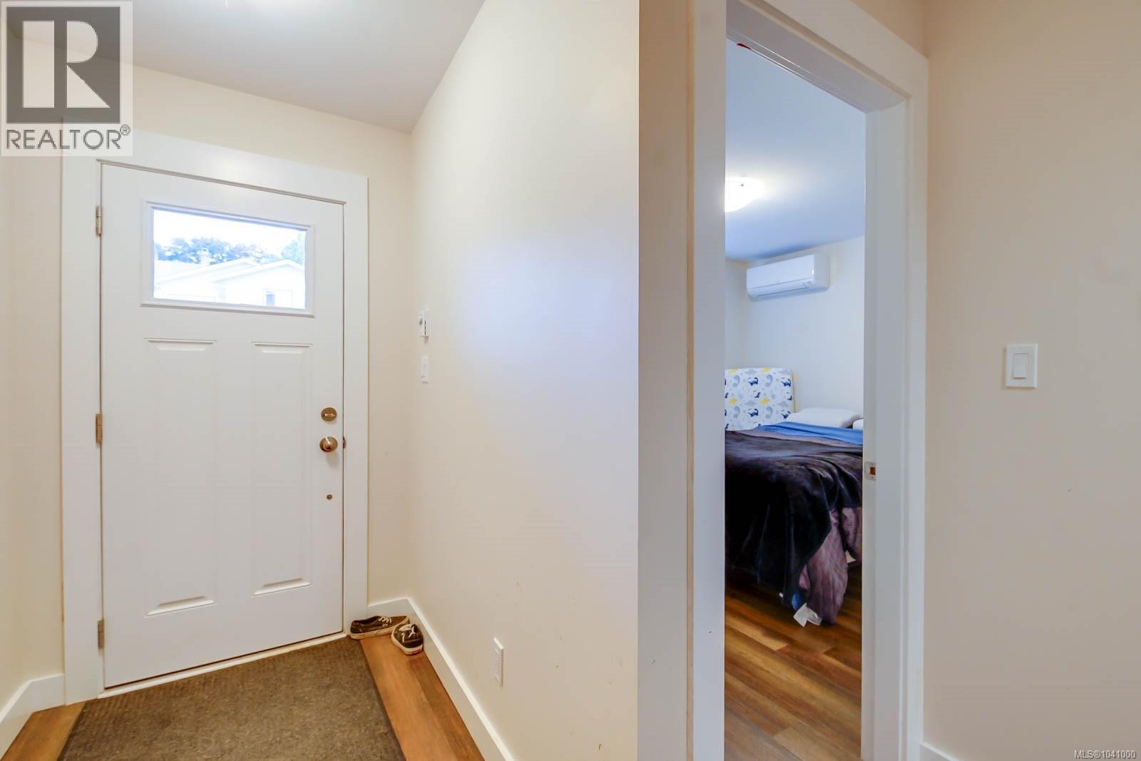2615 5th Ave - 16