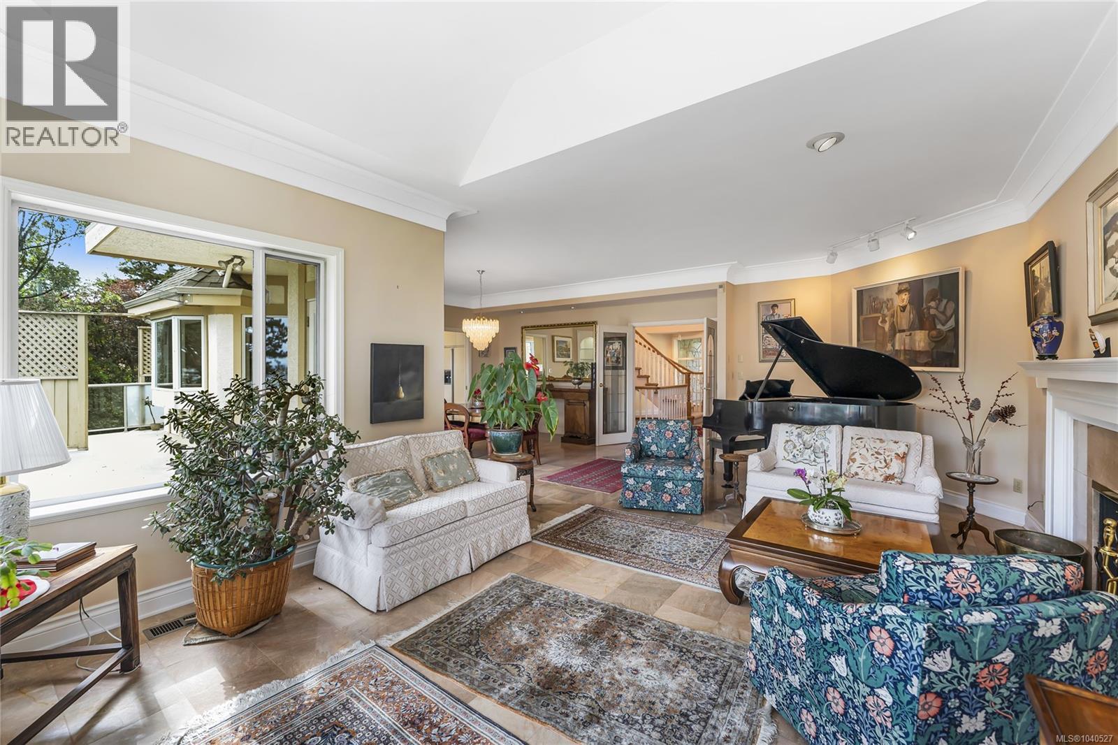  2717 Somass Drive, Oak Bay