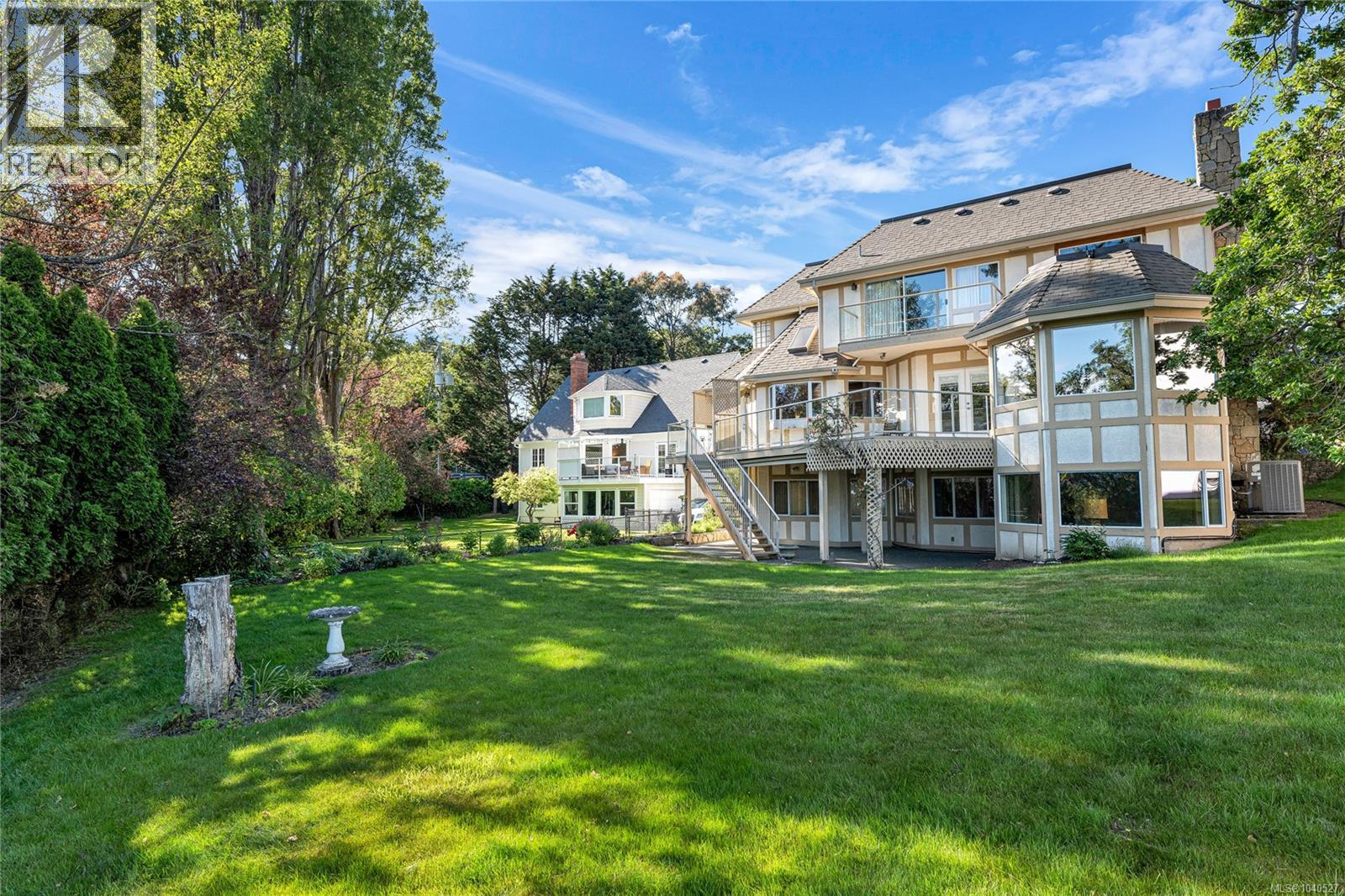  2717 Somass Drive, Oak Bay