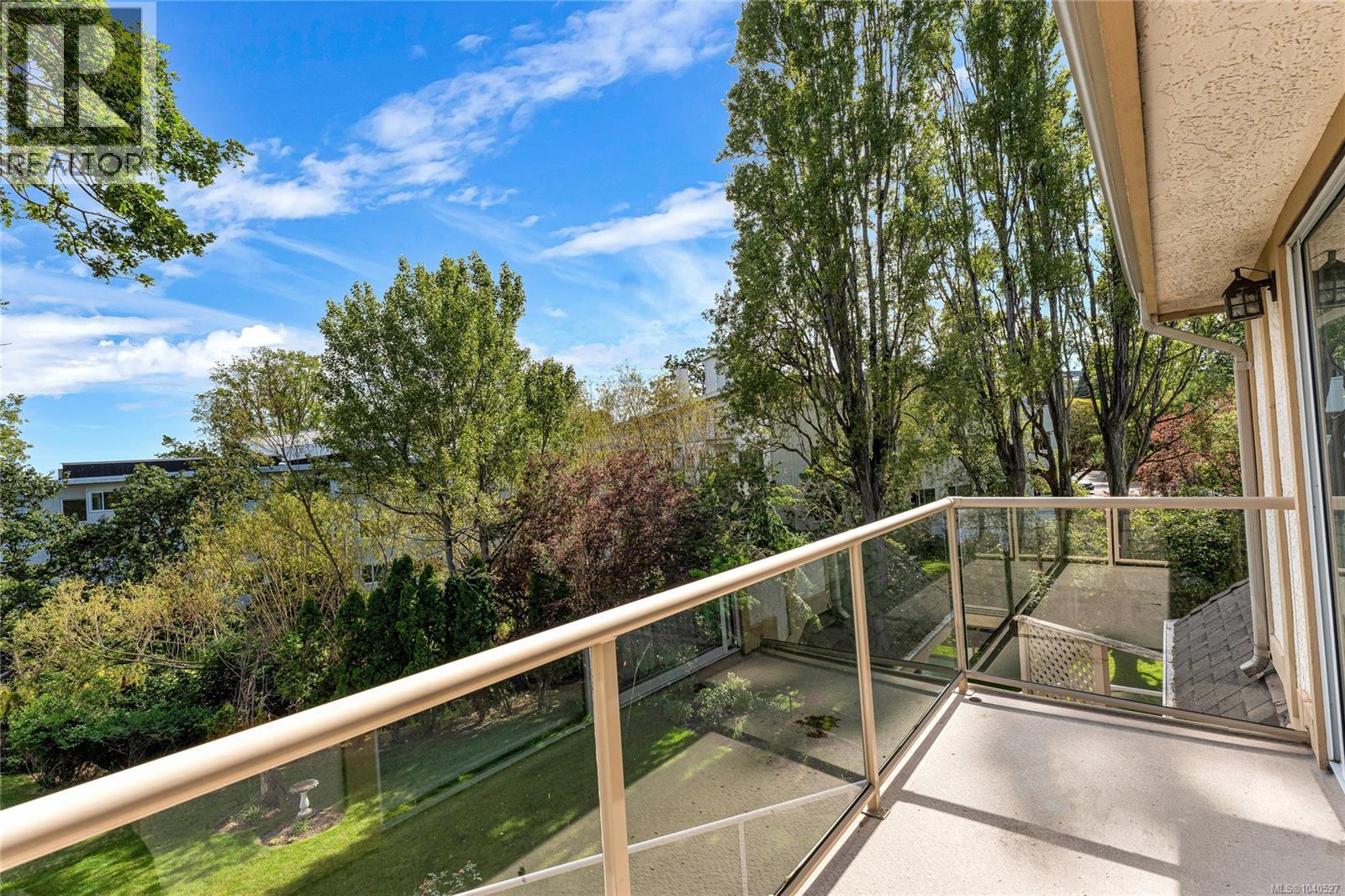  2717 Somass Drive, Oak Bay