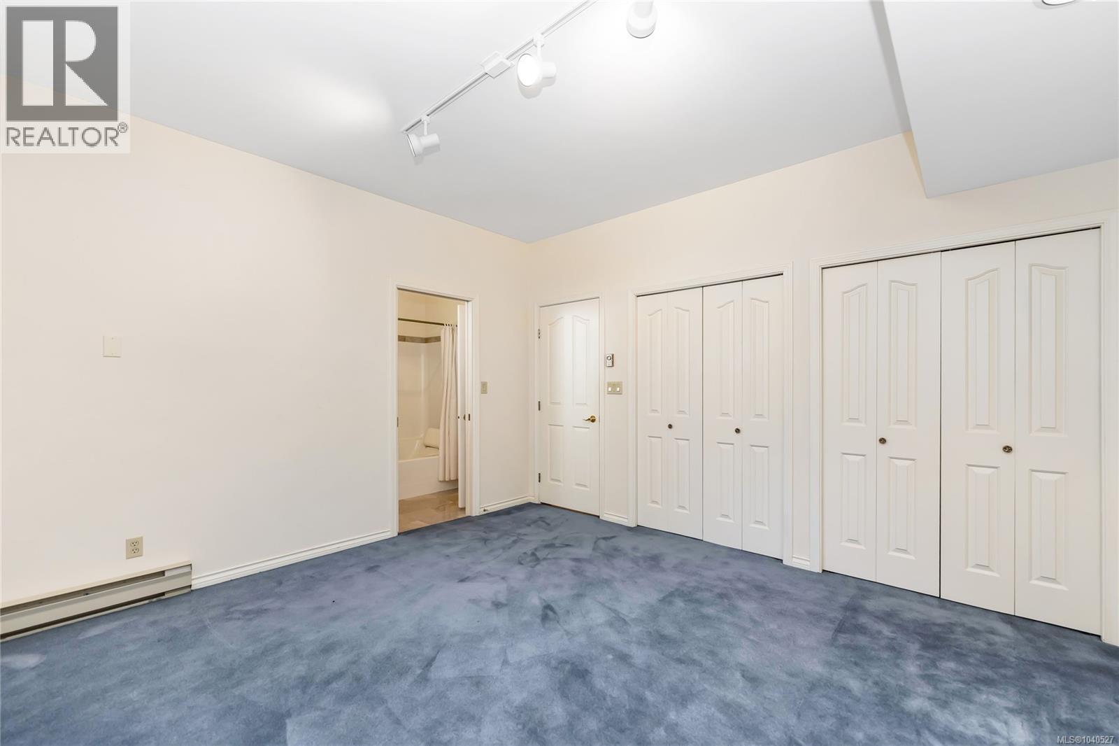  2717 Somass Drive, Oak Bay